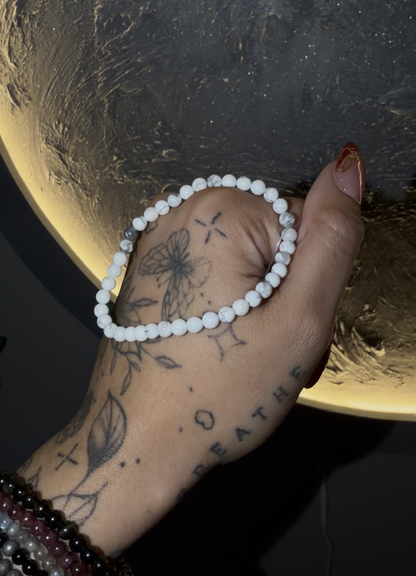 Howlite Crystal Bracelet